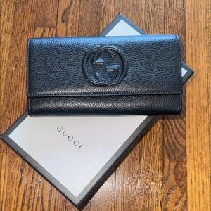 Gucci Soho Continental Wallet Black Leather